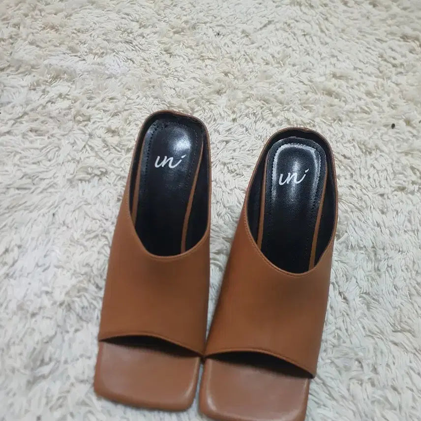[BUNJANG] Uni Camel Brown Mule Slippers / uni 캐멀 브라운 뮬 슬리퍼