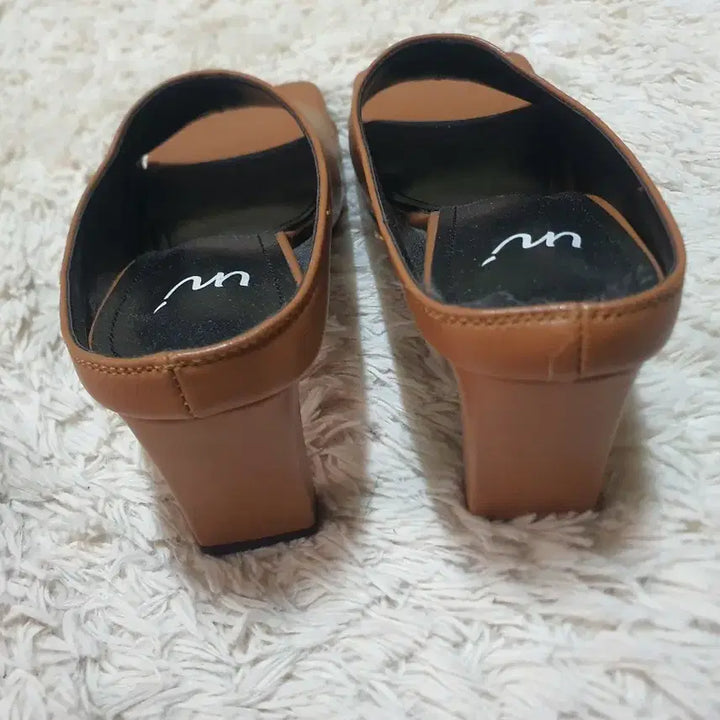 [BUNJANG] Uni Camel Brown Mule Slippers / uni 캐멀 브라운 뮬 슬리퍼