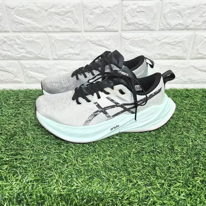 [BUNJANG] Asics Superblast 2 Running Shoes White Cool Grey 265 / 아식스 265 슈퍼블라스트 2 화이트 쿨 그레이
