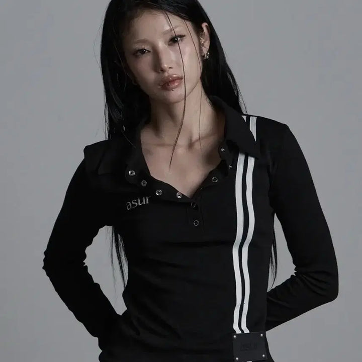 [BUNJANG] Az You Are Side Line Collar Long Sleeve Black / 애즈유아 사이드 라인 카라 롱슬리브 블랙