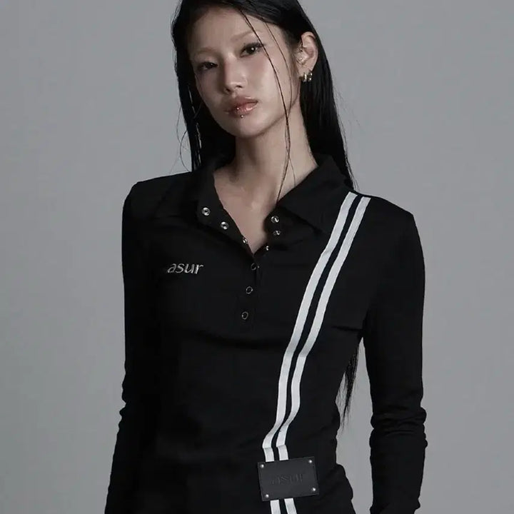 [BUNJANG] Az You Are Side Line Collar Long Sleeve Black / 애즈유아 사이드 라인 카라 롱슬리브 블랙