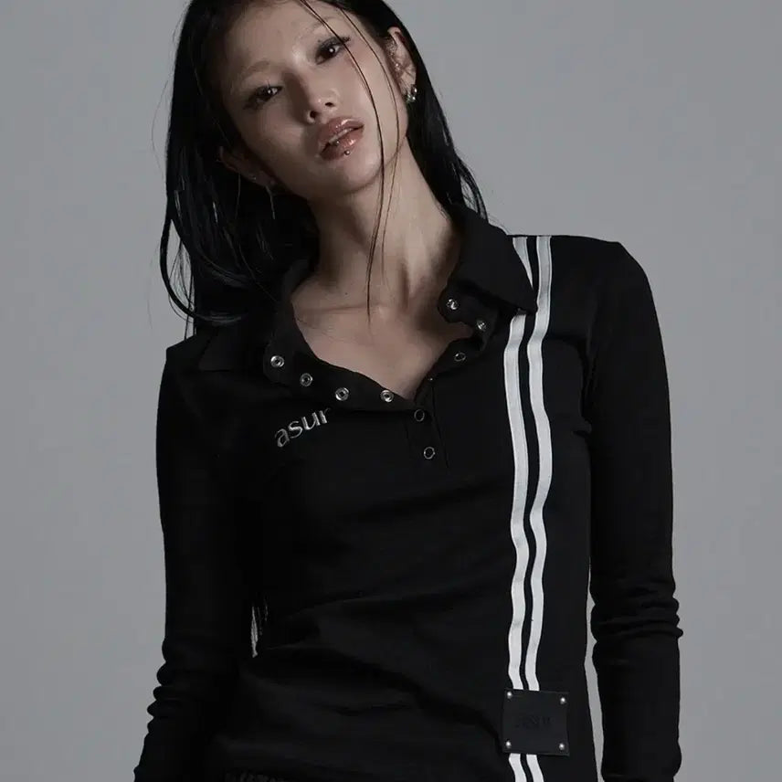 [BUNJANG] Az You Are Side Line Collar Long Sleeve Black / 애즈유아 사이드 라인 카라 롱슬리브 블랙