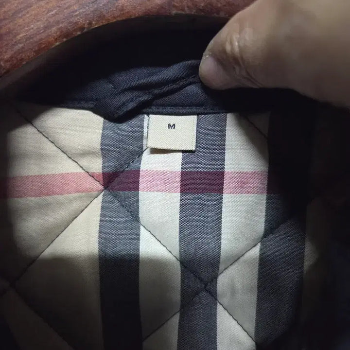 [SOLD OUT] (90) 55  버버리 블랙 퀼팅 자켓