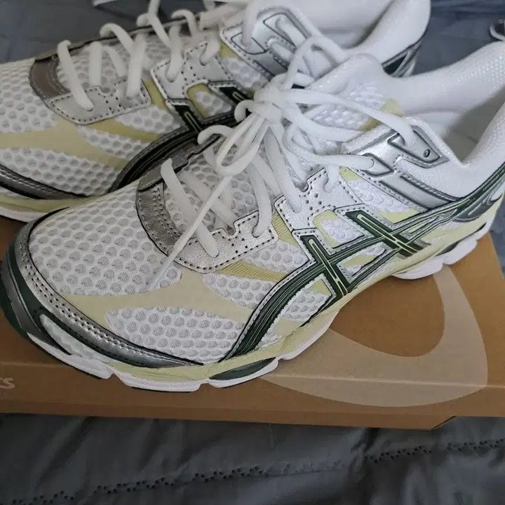 [BUNJANG] Asics Athletic Shoes / 아식스 운동화
