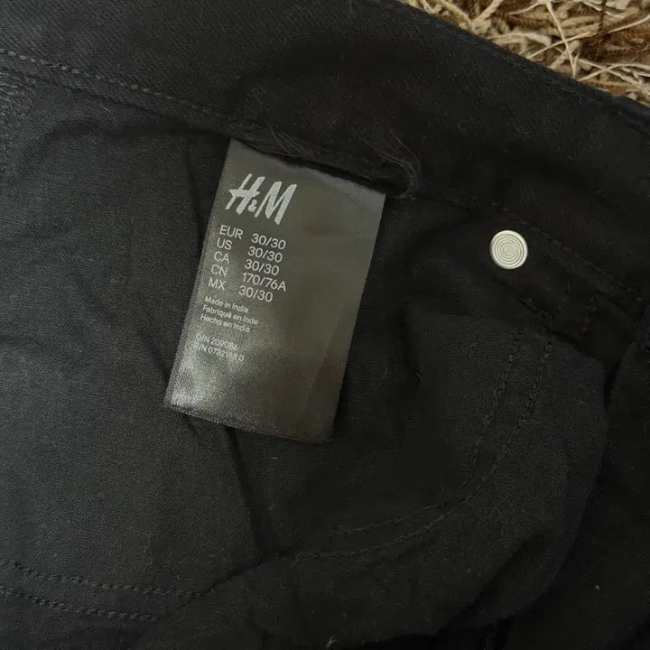 [BUNJANG] H&amp;M Black Skinny Fit Denim Pants / H&amp;M 스키니핏 블랙 데님 바지