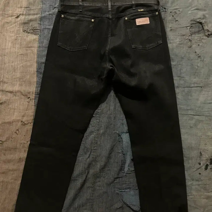 [BUNJANG] 1990s Wrangler 13MWZWK Black Denim Pants / 90s USA 빈티지 랭글러 13MWZWK 블랙 데님 팬츠