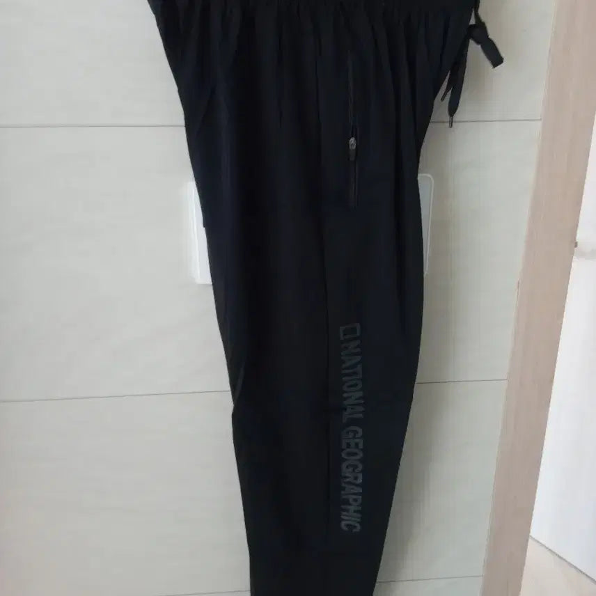 [BUNJANG] National Geographic Summer Cooling Training Pants - Black, Size S / 내셔널지오그래픽 여름용 냉감팬츠 S 블랙 새상품