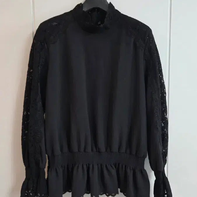 [BUNJANG] OBZEE Black Lace Blouse / OBZEE 오브제 블랙 레이스 블라우스
