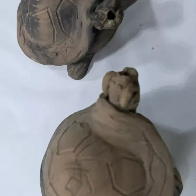 [BUNJANG] Mud Turtle Figurines (Set of 2) / 질 거북이 2점