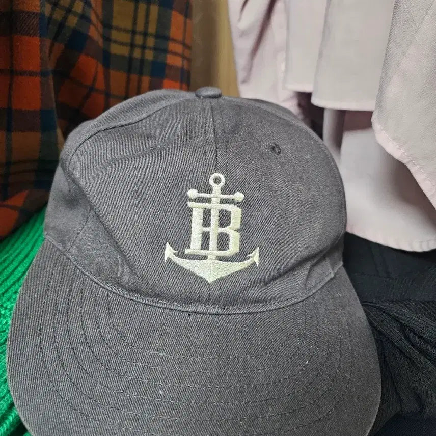 [BUNJANG] Bantz Cotton Twill Vintage Baseball Cap Charcoal / 반츠 코튼 트윌 빈티지 베이스볼 캡 차콜