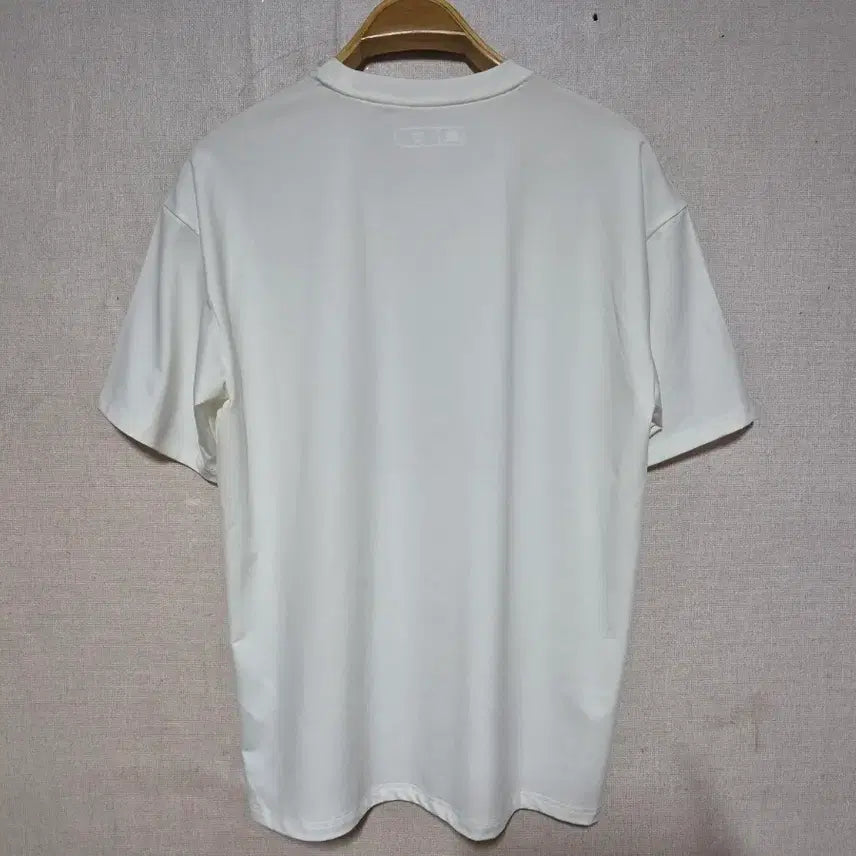 [BUNJANG] New Balance Celtics Championship T-Shirt Size 100 / 뉴발란스 캐티 우승기년 티셔츠100