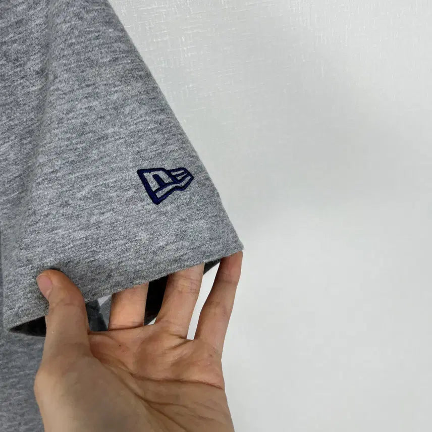 [BUNJANG] New Era New York Yankees Graphic T-Shirt / 뉴에라 뉴욕 양키즈 반팔 티 티셔츠 남95 M 라덴 빈티지