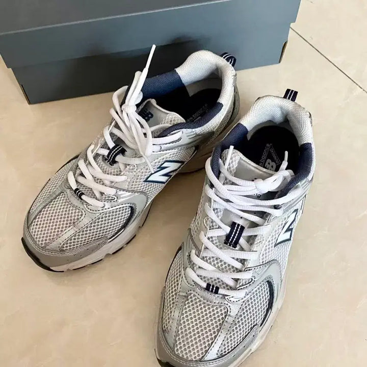 [BUNJANG] New Balance 530 Sneakers / 뉴발란스 530