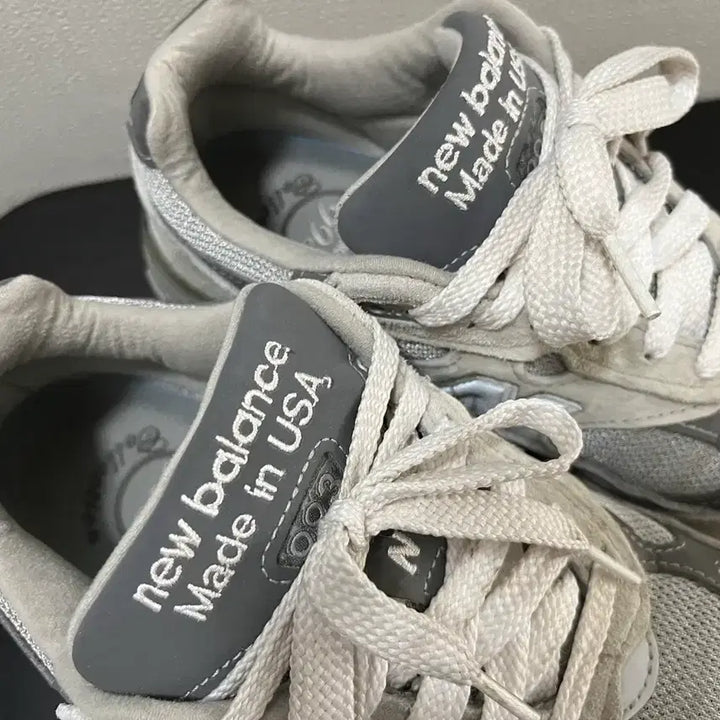 [BUNJANG] New Balance 993 Made in USA Grey Sneakers / 뉴발란스 993 메이드 인 USA 그레이 250