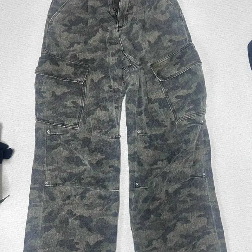 [BUNJANG] Urban Dress Side Big Cargo Pants / 어반드레스 사이드 빅 카고팬츠