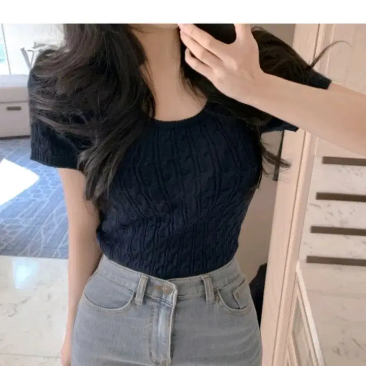 [BUNJANG] HINIQUE Twisted Short Sleeve Knit Navy / 히니크 꽈배기 반팔니트 네이비