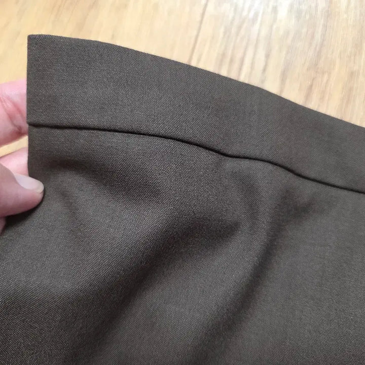 [BUNJANG] Haag Back-Banding Slacks (Size 66) / 헤이그(haag) 백밴딩 슬랙스 66 새상품
