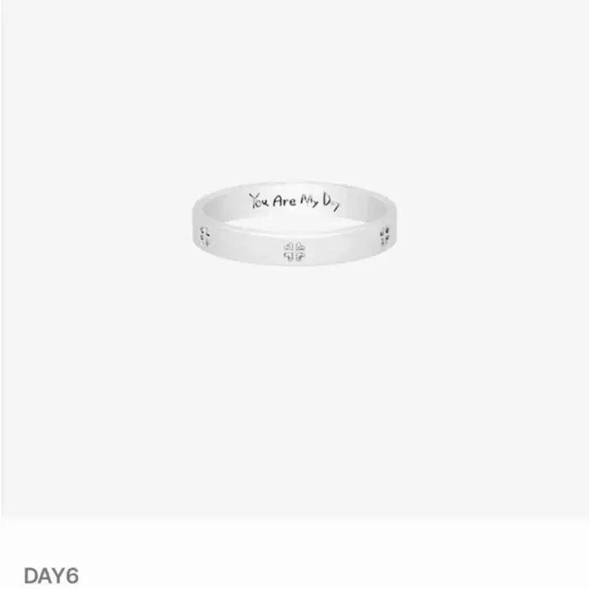 [SOLD OUT] 데이식스 마데링