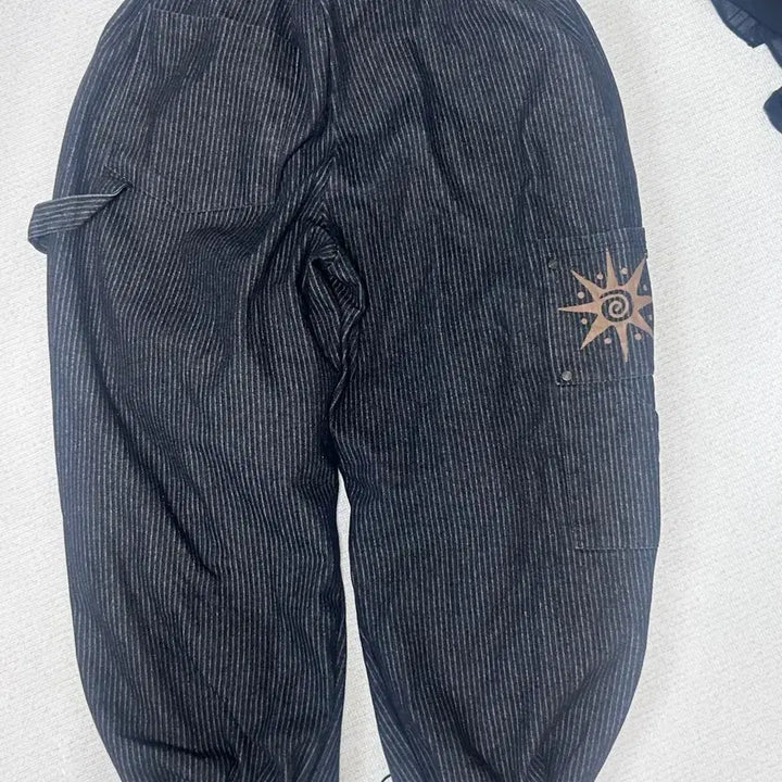 [BUNJANG] Striped Jogger Pants Black / 줄무늬 조거 팬츠 블랙