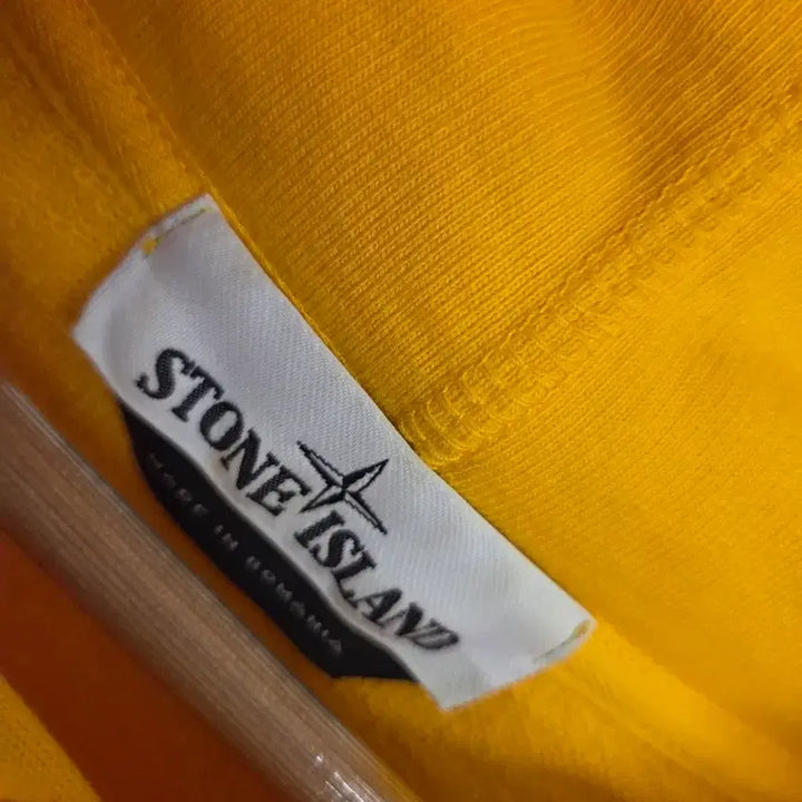 [BUNJANG] Stone Island Yellow Hoodie XXL / 스톤아일랜드 노란 후드티