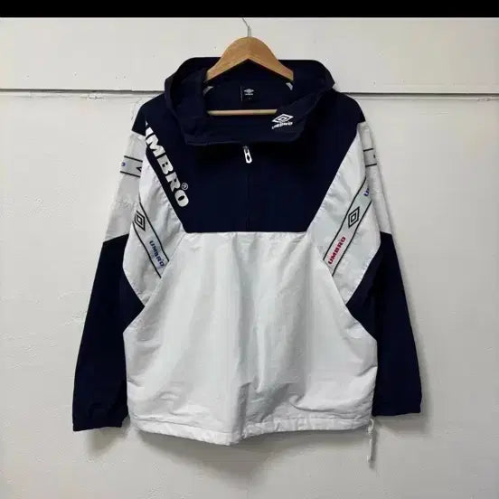 [BUNJANG] Umbro Navy/White Anorak Hoodie Windbreaker M / 엄브로 네이비/화이트 아노락 후드 바람막이 M
