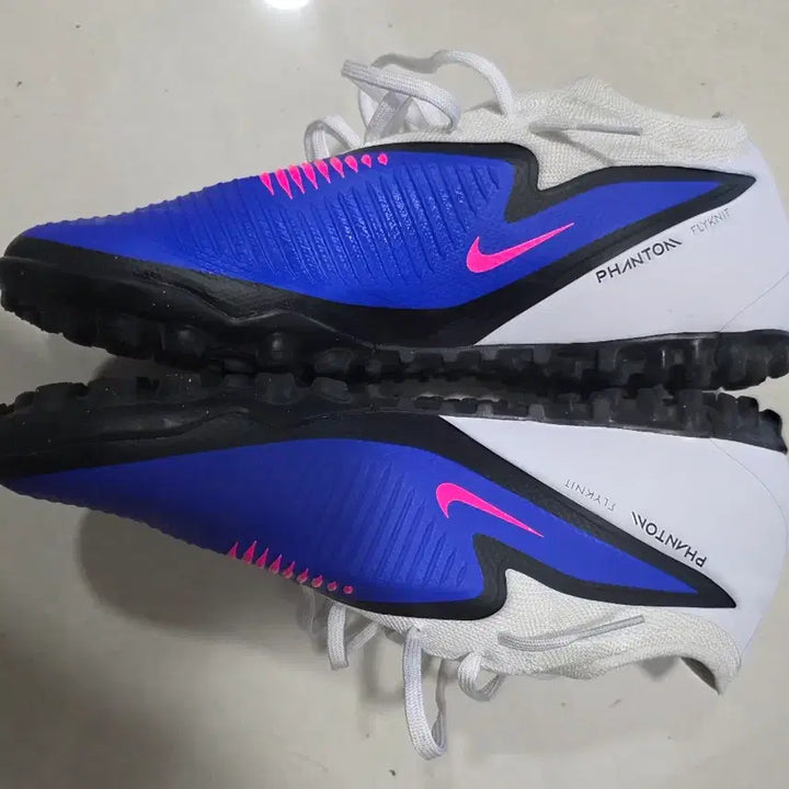 [BUNJANG] Nike Phantom 6 TF 270 Football Boots / 나이키 팬텀6 tf 270 사이즈 풋살화