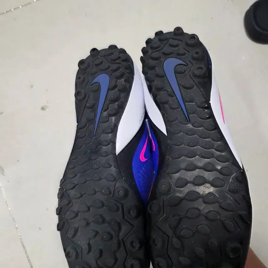 [BUNJANG] Nike Phantom 6 TF 270 Football Boots / 나이키 팬텀6 tf 270 사이즈 풋살화