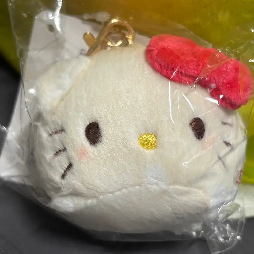 [BUNJANG] Sanrio Shanghai Xiaolongbao Dumpling Kitty Keychain / 상하이 샤오롱바오 만두키티 키링