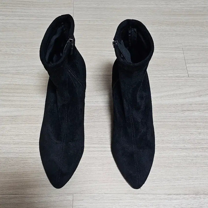 [BUNJANG] Renoma Suede Ankle Boots (Size 245) / (새상품급) (여성용) (시착제품) 레노마 부츠 / 구두 / 신발