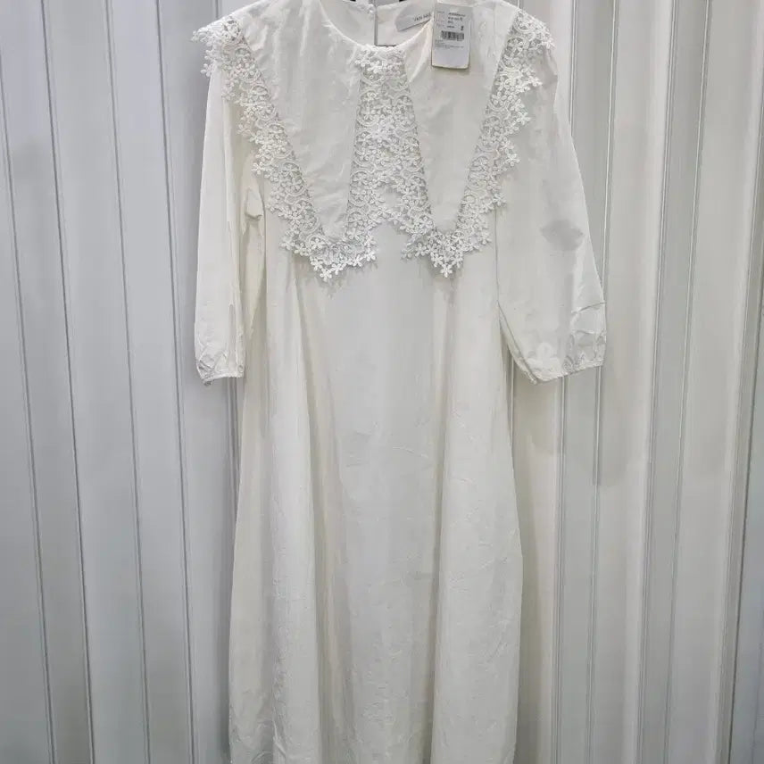 [BUNJANG] VAN AKE White Lace Collar Long Dress / VAN AKE 새상품 화이트 레이스 카라 원피스