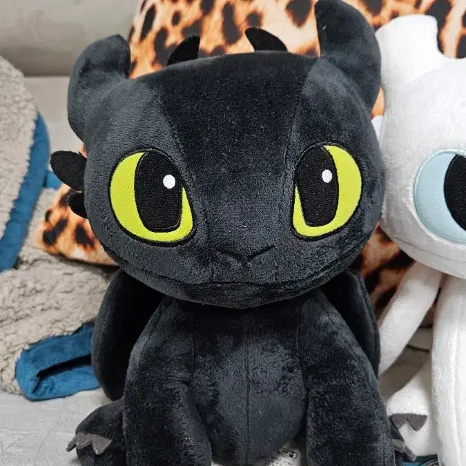 [BUNJANG] How to Train Your Dragon Toothless &amp; Light Fury Set / [5/11까지 판매] 드래곤 길들이기 투슬리스, 라이트퓨리 세트