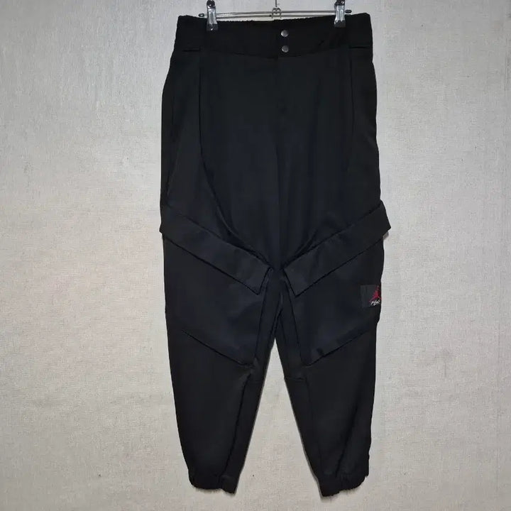 [BUNJANG] Jordan Flight Black Cargo Jogger Pants (31-inch) / 조던 플라이트 블랙 카고 조거 팬츠 (31인치)
