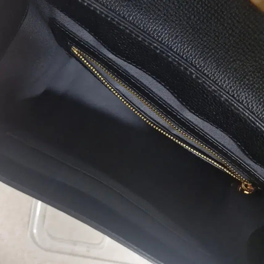 [BUNJANG] Couronne Leather Top Handle Tote Bag / 쿠론 핸들 가죽 토트백