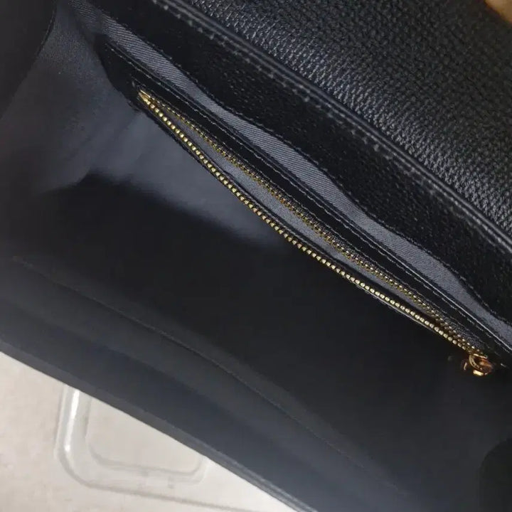 [BUNJANG] Couronne Leather Top Handle Tote Bag / 쿠론 핸들 가죽 토트백