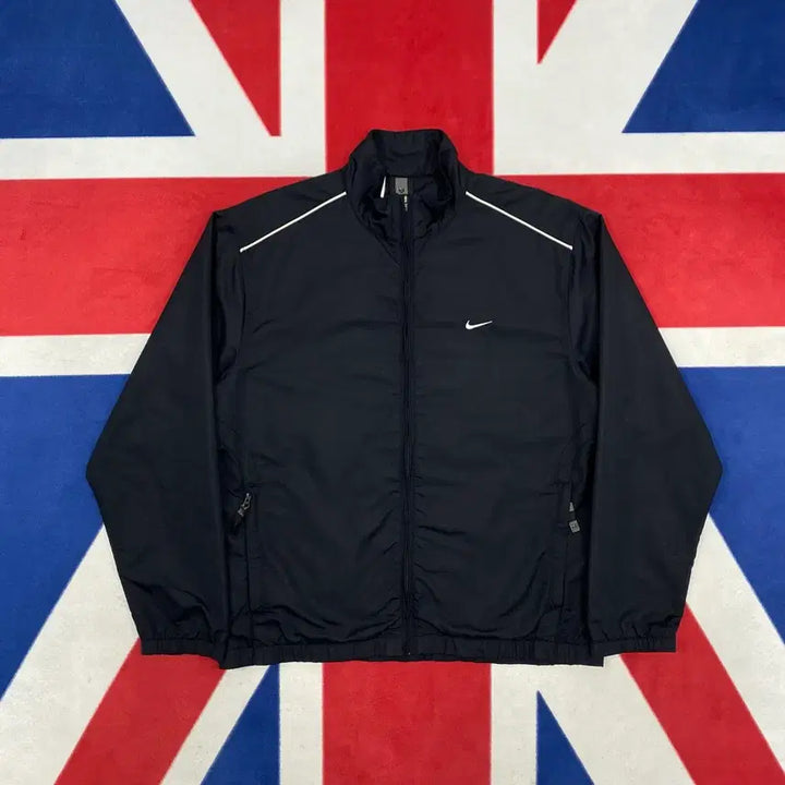 [BUNJANG] Nike Windbreaker Jacket (Size M) / 나이키 바람막이 M