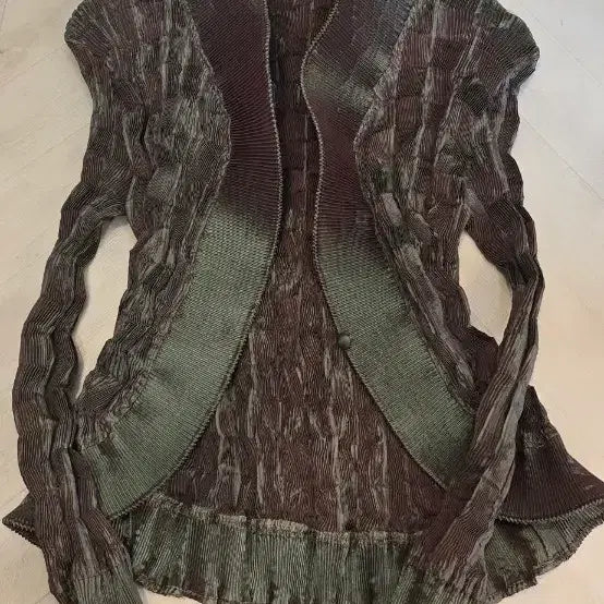 [BUNJANG] Japanese-Made Pleated Jacket / 플리츠 자켓 55-66  일본메이드