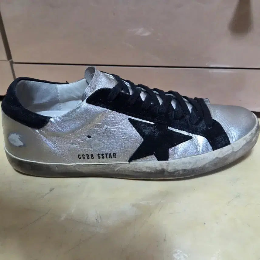 [BUNJANG] Golden Goose Superstar Sneakers (Silver/Black, Size 39) / 골든구스 정품 스니커즈