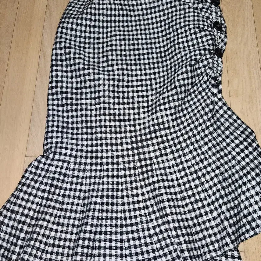 [BUNJANG] Gingham Check Mermaid Skirt / 깅엄 체크 머메이드 스커트입니더