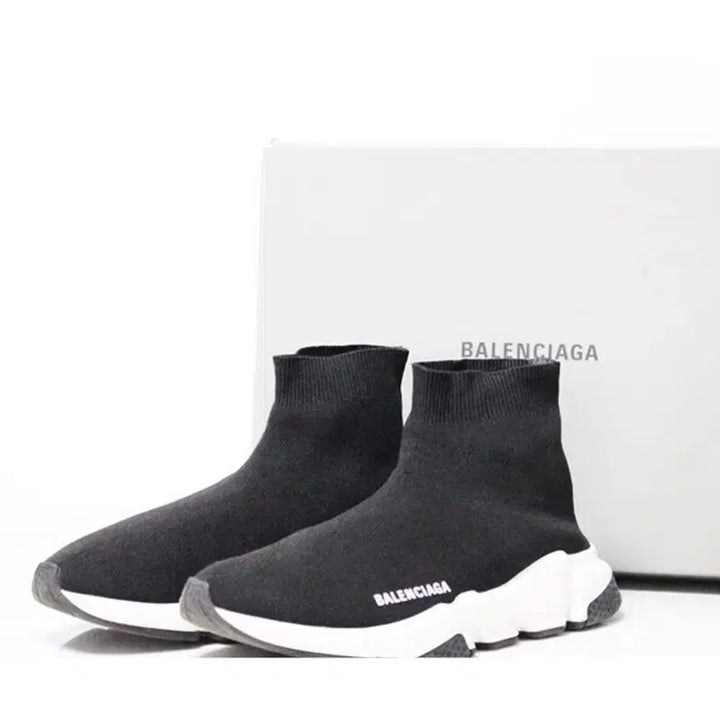 [BUNJANG] Balenciaga Speed Runner Socks Sneakers Oreo Size 41 / [S급]발렌시아가 스피드러너 삭스 스니커즈 오레오 41(260)