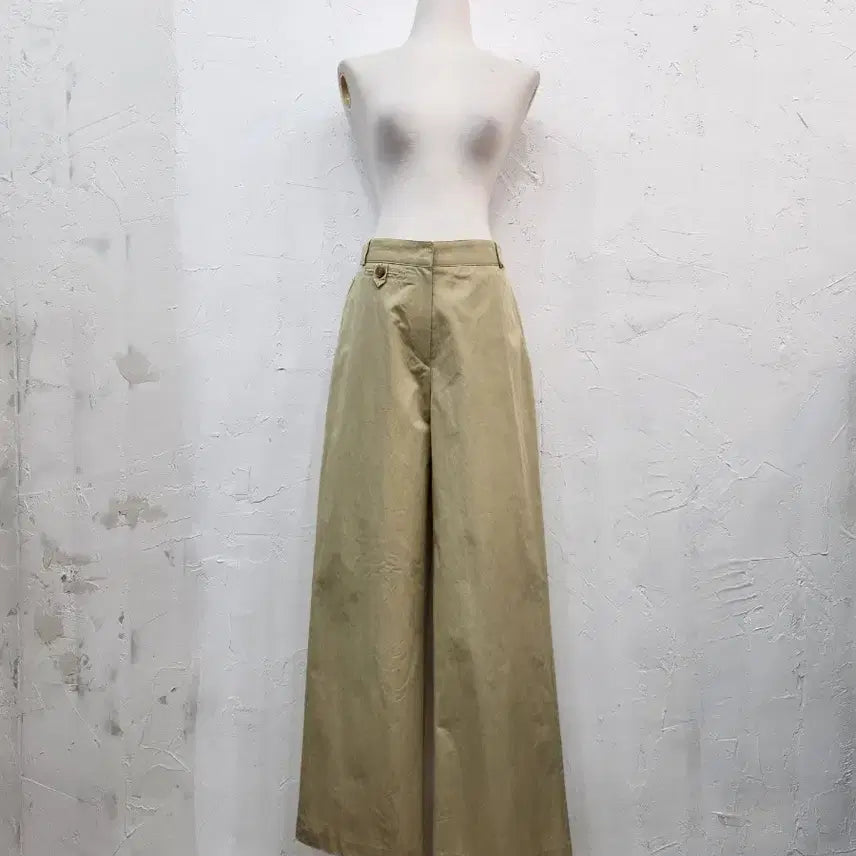 [BUNJANG] Beige Anorak Wide Pants / 베이지색아노락 와이드 팬츠