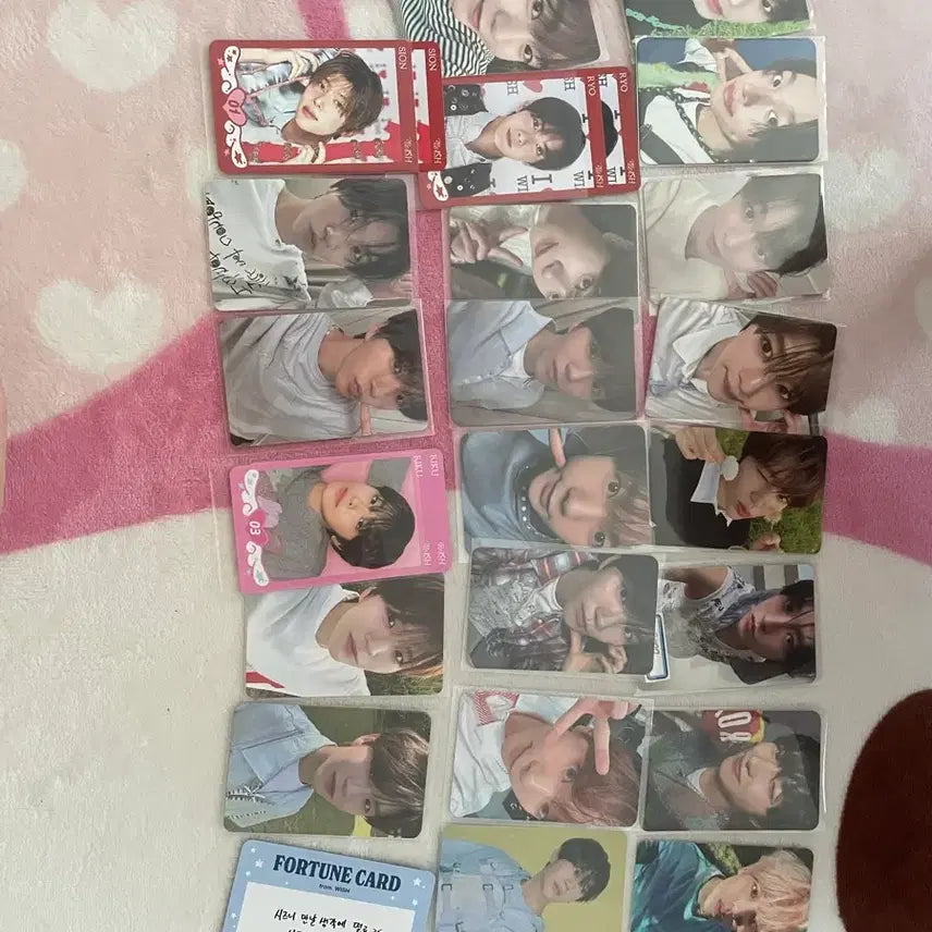 [BUNJANG] Ryoo, Riku, Zion Group Mixed Photocard Bundle Set (28 pcs) / 위시 포카 정리 총28장