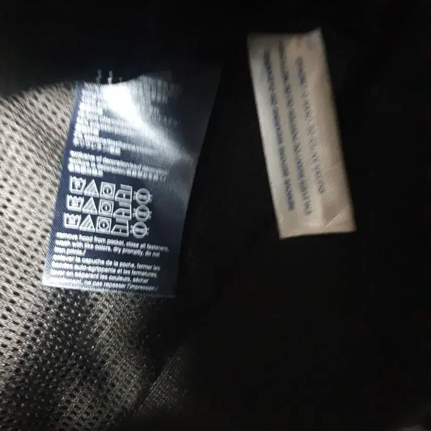 [BUNJANG] Tommy Hilfiger Black Windbreaker Zip-Up Jacket L / 타미힐피거 블랙 바람막이 집업L