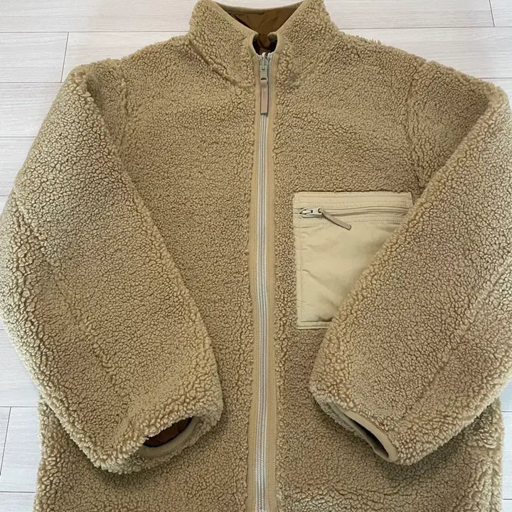 [SOLD OUT] [중고] 유니클로U 리버시블 보아 플리스 자켓 M사이즈(대략100사이즈)