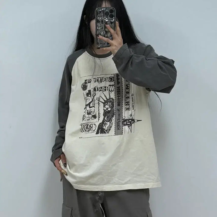 [BUNJANG] DIMITRIBLACK Raglan Pigment Artwork T-shirt E38 / 디미트리블랙 래글런 피그먼트 아트웍 티셔츠 E38