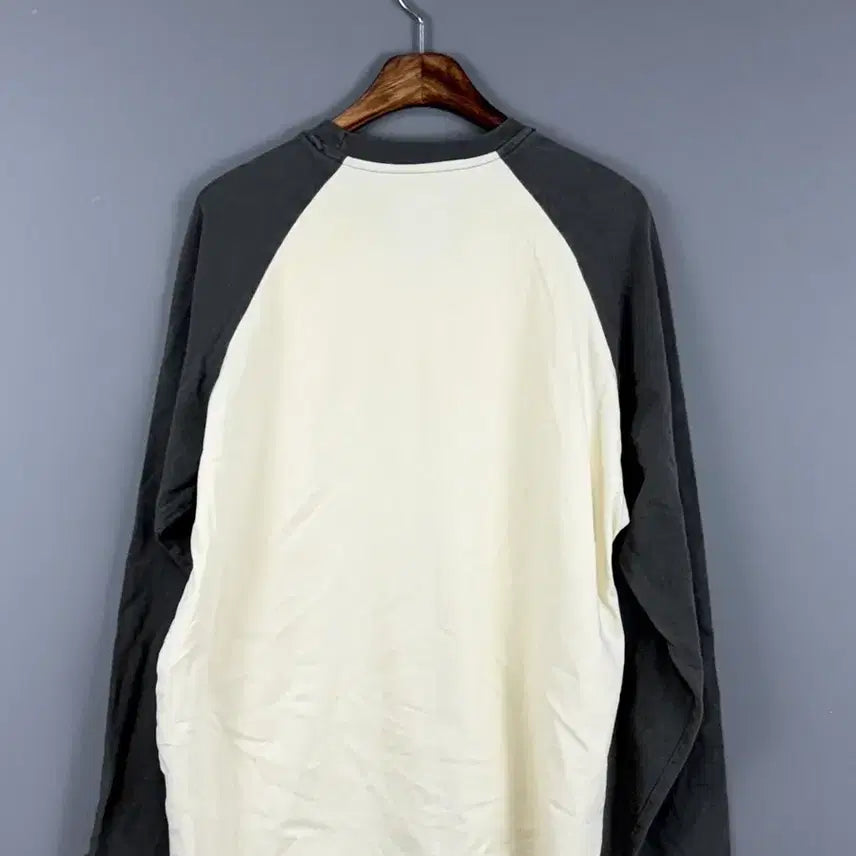 [BUNJANG] DIMITRIBLACK Raglan Pigment Artwork T-shirt E38 / 디미트리블랙 래글런 피그먼트 아트웍 티셔츠 E38