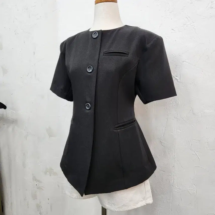 [BUNJANG] Round Neck Short Sleeve Black Jacket / 라운드넥 반팔 블랙 자켓
