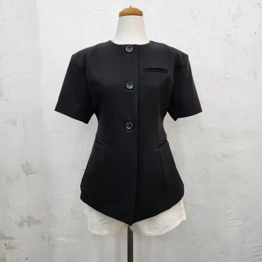 [BUNJANG] Round Neck Short Sleeve Black Jacket / 라운드넥 반팔 블랙 자켓