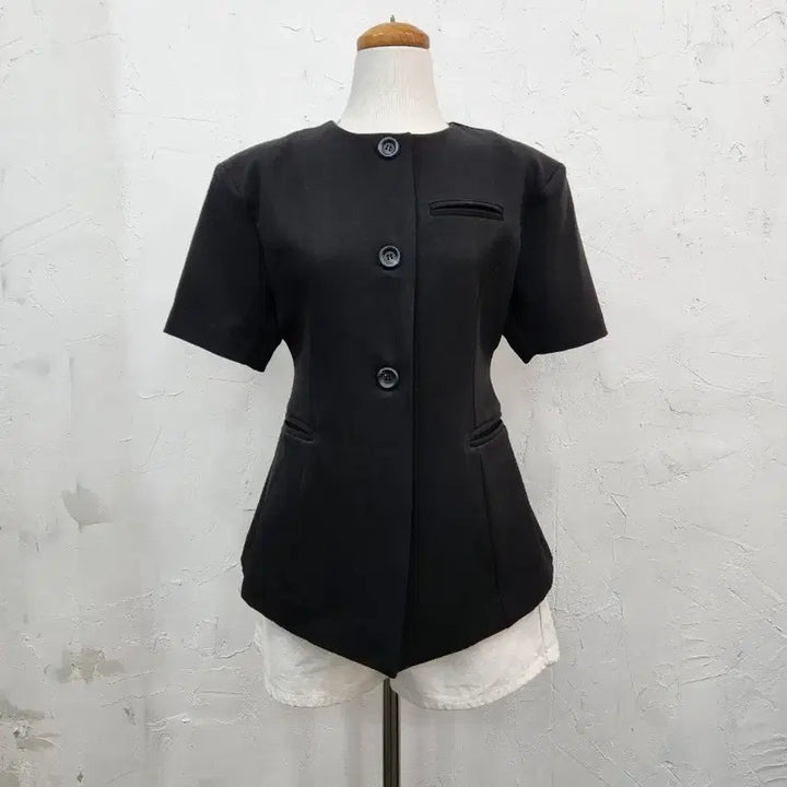 [BUNJANG] Round Neck Short Sleeve Black Jacket / 라운드넥 반팔 블랙 자켓