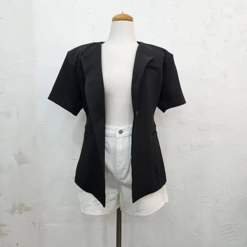 [BUNJANG] Round Neck Short Sleeve Black Jacket / 라운드넥 반팔 블랙 자켓