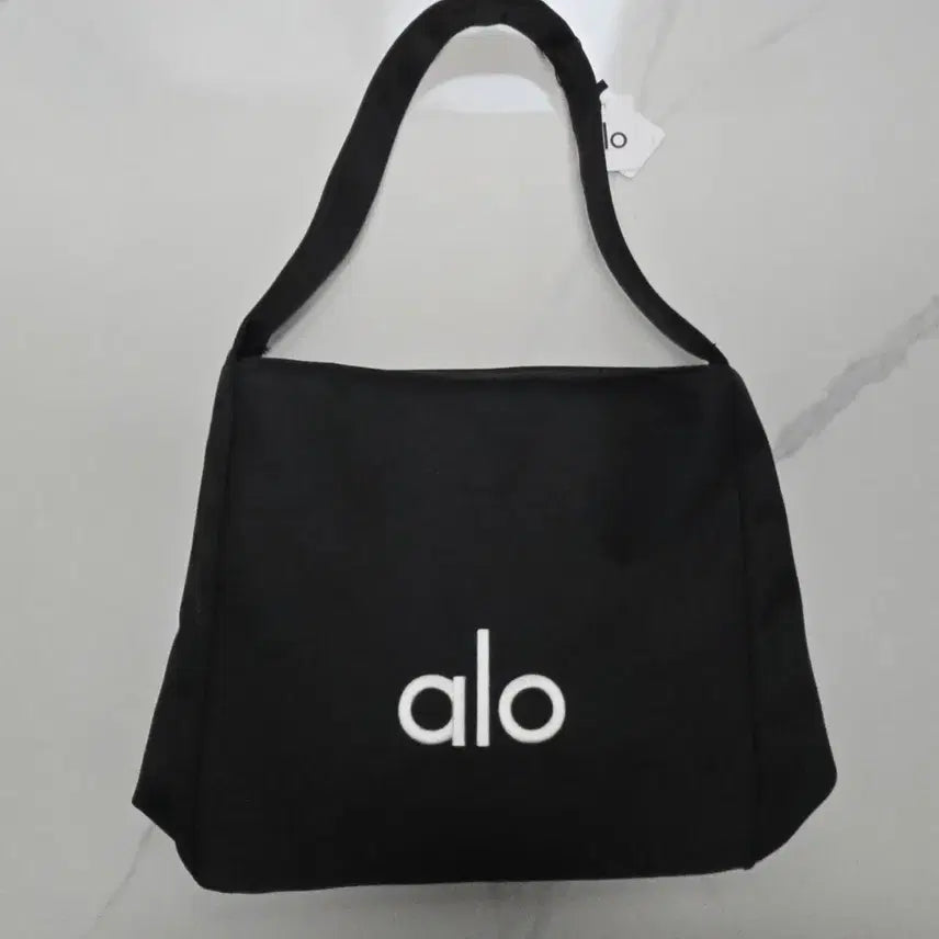 [BUNJANG] Alo Black Shoulder Bag / alo 블랙 숄더백 새상품